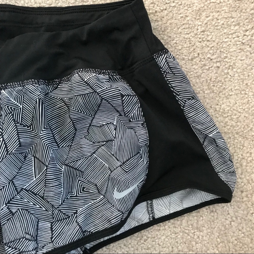 Dri-Fit - Picture 2 of 3